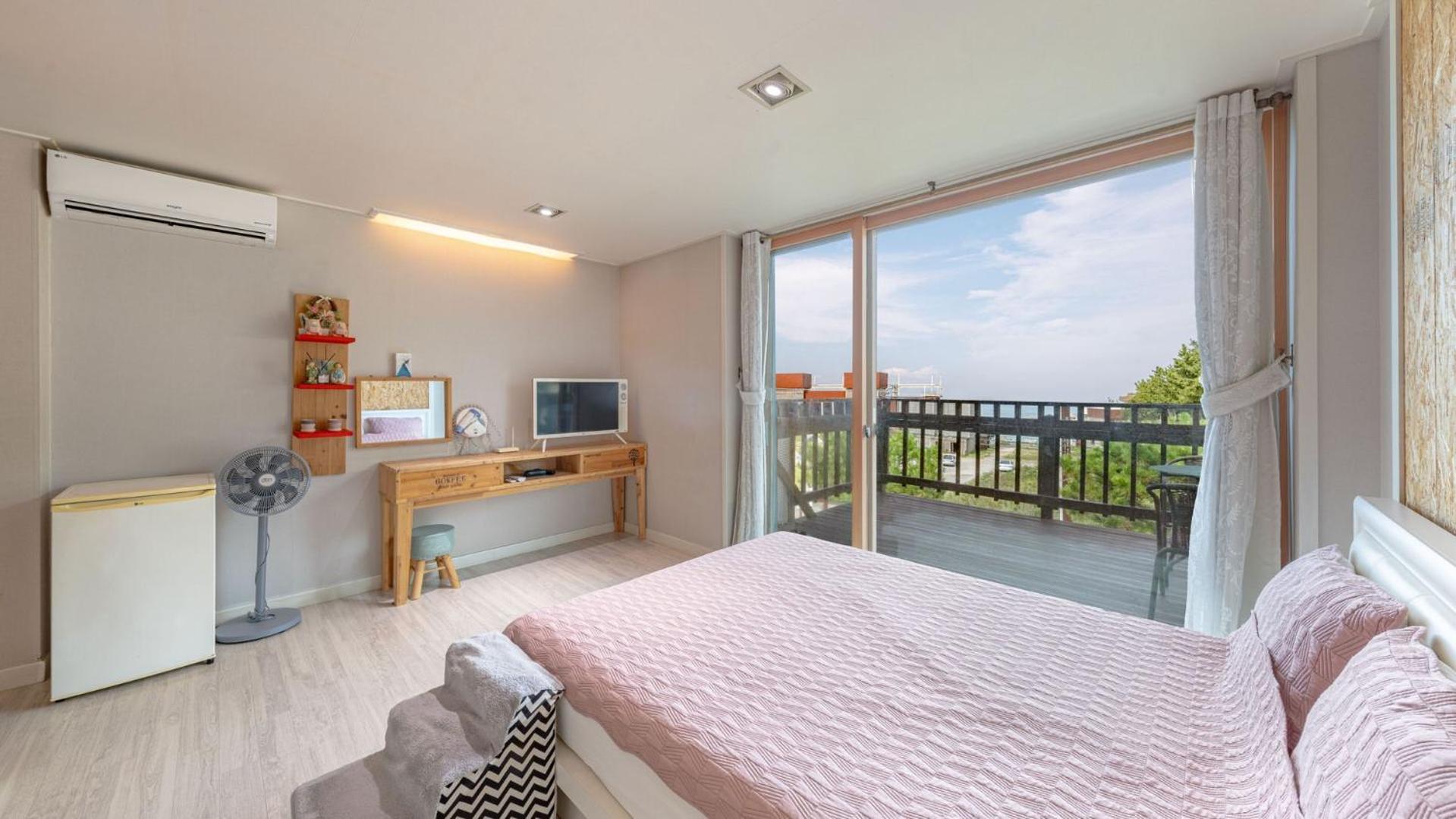 Goseong Sea&Star Pension Kültér fotó